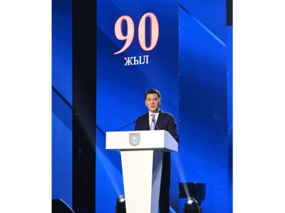 Ерлан Қарин: «Демократияның бір өлшемі еркіндік болса, екінші өлшемі – жауапкершілік».