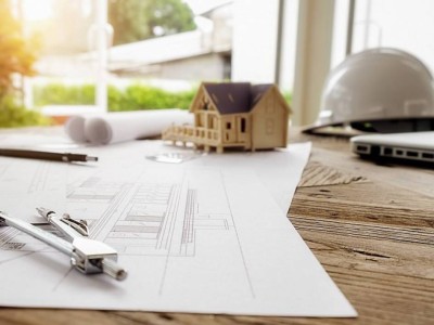 Тараз қаласы құрылыс бөлімінің басшысы ақша жымқырғаны үшін сотталды.