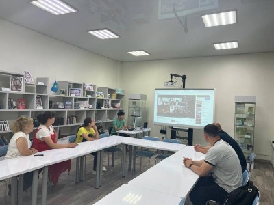 Өскемендегі қоныс колониясында ағылшын тілін оқыту үйірмесі ашылды.