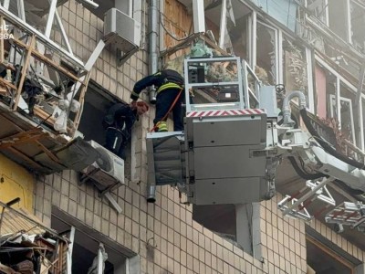 15 адам қаза тапты: Ресей Украинаға дрондармен және қанатты зымырандармен соққы жасады.