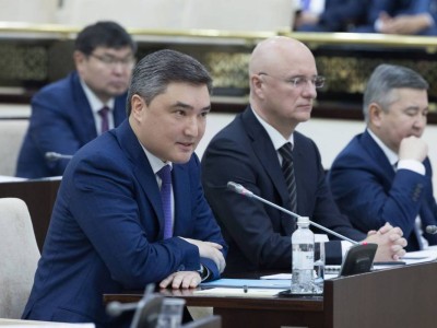 Елімізде өңдеу өнеркәсібінің үлесі 47% құрады — Олжас Бектенов.