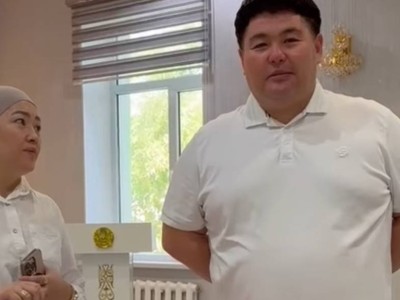 Әнші мен филармония директоры татуласқандарын мәлімдеді.
