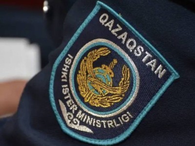 Алматыда бұрынғы полиция әйелін өлтірді деген күдікке ілінді.