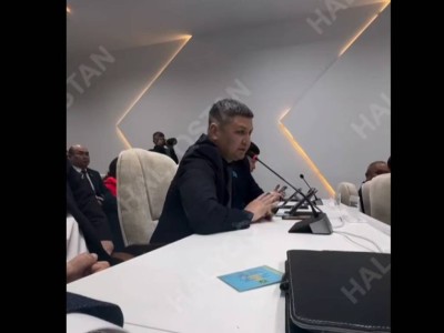 «Аманаттың» депутаты «Аманатпен» соттасып жатыр.