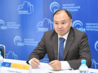 Адамдармен дәмханада кездестім: Депутат Ерлан Саиров бір апта ішінде не тындырғанын айтып берді.