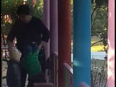 Таразда жетім балаларға жәбір көрсеткен тәрбиешінің үстінен іс қозғалды.