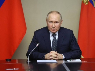 «Коммерсант»: Кремль Путинді 2024 жылғы президент сайлауына кандидат ретінде ұсынуға дайындалып жатыр.