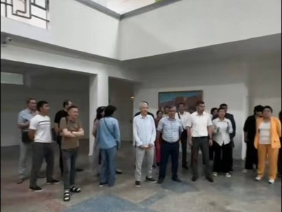 Таразда Су шаруашылығы университетінің оқытушылары наразылыққа шықты.