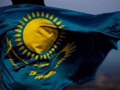 ПРЕЗИДЕНТТІҢ ҚАЗАҚ ТІЛІНЕ ҚАТЫСТЫ ҰСТАНЫМЫНДА ӘЛІ ДЕ БОЛСА ЖАЛТАҚТЫҚ БАР.