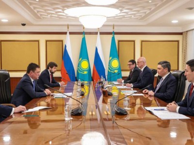 Олжас Бектенов Ресей Федерациясы Үкіметі төрағасының орынбасары Александр Новакпен екіжақты ынтымақтастық мәселелерін талқылады.