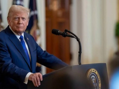 Трамп: АҚШ Украинадағы сирек жер металдарына ғана емес, басқа да ресурстарға қол жеткізгісі келеді.