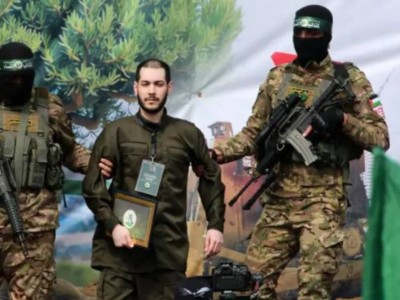 ХАМАС алты израильдік тұтқынды босатты.