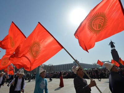 Қырғызстан диктатураға жол бермейтін Конституция әзірлеп жатыр.