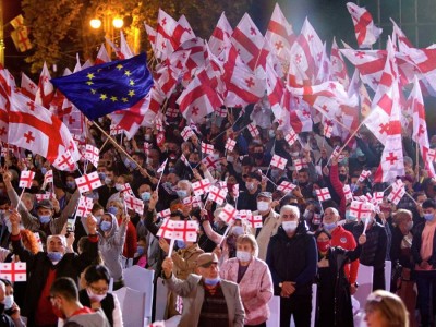 Грузия: Парламент сайлауы қалай өтіп жатыр?.
