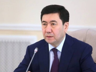 Қошанов: Әр депутат баласының қайда оқитынын өзі айтуы керек.
