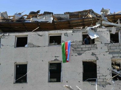 Қарабақ қақтығысы: Гянджада 12 адам қаза болды (видео).