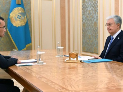 Мемлекет басшысы Сенат төрағасы Мәулен Әшімбаевты қабылдады.