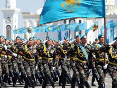 Әскерилер жалақысы 30 пайызға өседі.