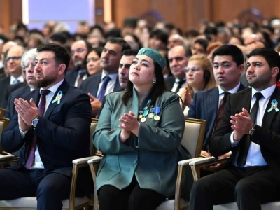 Кейбір блогер, журналистер арандатумен айналысып жүргенін айтпасқа болмайды – Тоқаев.