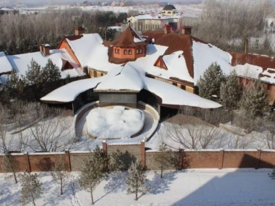 Карим Мәсімовтің зәулім сарайы қайта саудаға қойылды — бағасы 300 миллион теңгеге төмендеді.