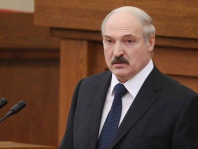 Магнум дауы: Курьер мен клиент татуласты.
