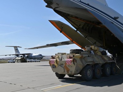 ҰҚШҰ жауынгерлері Қазақстанға келе бастады.
