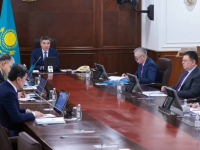 Бектенов қоқыс полигондарының құрылысын сынға алды.