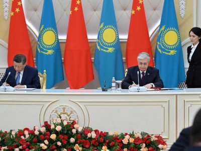 Тоқаев пен Си Цзиньпин қандай құжаттарға қол қойғаны белгілі болды.