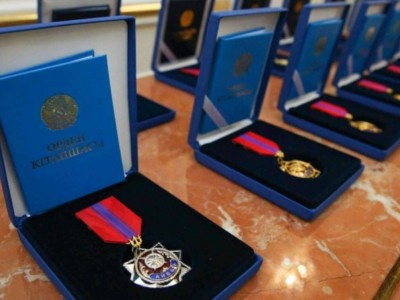 Тоқаев Жамбылдағы жарылыстан қаза болғандарды «Айбын» орденімен марапаттады.
