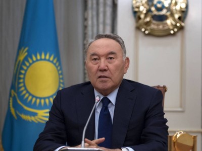 Н. Назарбаев: Үкімет отставкаға кетуі керек.