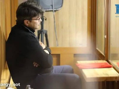 Бишімбаевтың жазасын жеңілдетіп берем деп 100 млн теңге сұраған әйел сотталды.