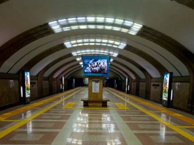 Алматы метросына жаңа қоршаулар қойылды.