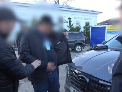 СҚО-да әкімінің орынбасары пара алу бойынша ұсталды.