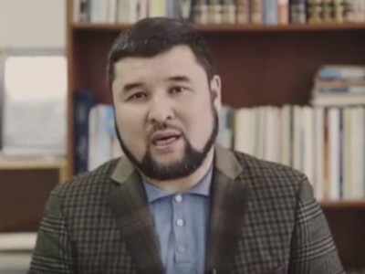 «Әйелді қамшымен ұру» жайлы уағыз айтқан молда елден кешірім сұрады.