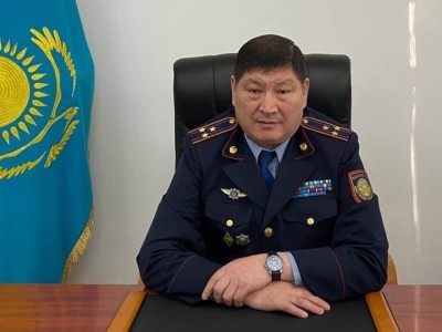 Қыз зорлады деп айыпталған Талдықорған полициясының бұрынғы басшысына 12 жыл жаза сұралды.