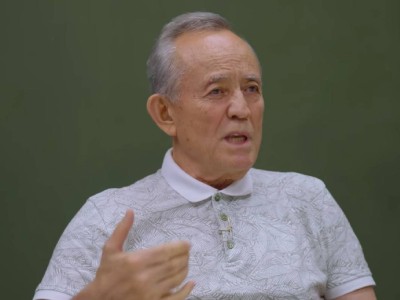 Экс-депутат: Назарбаев жанына әдейі қылмыскерлерді жинады.