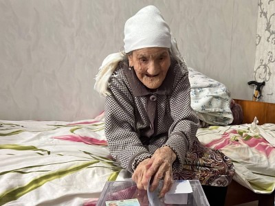 Батыс Қазақстан облысының 104 жасар тұрғыны референдумда дауыс берді.