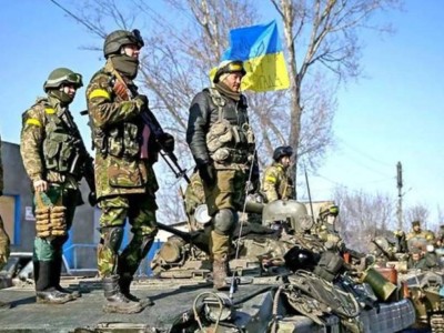 Подоляк: Ресейліктер Қырымнан қашуға қазірден дайын.