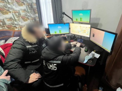 ҰҚК киберқылмыскерді ұстады.