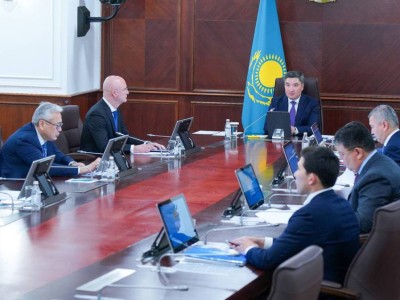 Бектенов Президенттің энергетикалық және көлік инфрақұрылымын дамыту жөніндегі тапсырмаларын орындау үшін бірқатар міндет қойды.