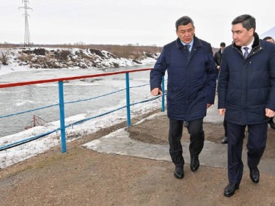 Олжас Бектенов СҚО-дағы су тасқынына қарсы жұмыстардың барысымен танысты.