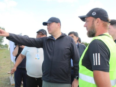 МИНИСТР ВОЗНЕСЕНКА АУЫЛЫНА ҚҰРЫЛЫС БАРЫСЫН ТЕКСЕРУГЕ КЕЛДІ.