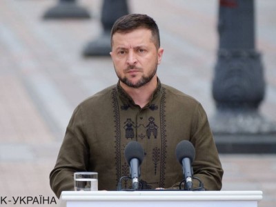 Зеленский мінген көлік жол апатына ұшырады.