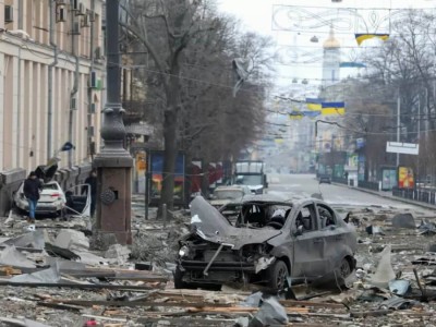 Украинада азат етілген жерлер қалпына келтіріліп жатыр — Владимир Зеленский.