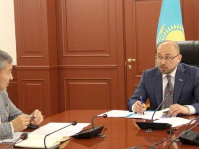 Ақан Сатаев Қазақфильмнен кетті.
