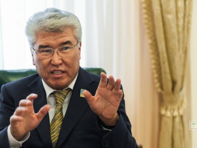 Арыстанбек Мұхамедиұлына қатысты іс сотқа түсті.