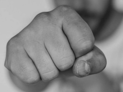 Бішкекте милицияға жұдырық жұмсаған Қазақстан азаматы ұсталды.