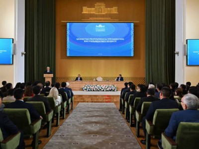 Мемлекет басшысы Қасым-Жомарт Тоқаев ғалымдармен кездесті.