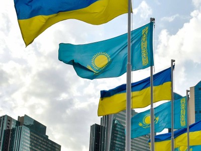 Қазақстан Украинаға гуманитарлық көмекке $2,2 млн бөлді.