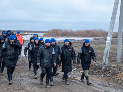 «Дала Қырандары» жастар қоғамдық бірлестігі Жібек Жолы ауылының тұрғындарына көмекке келді.